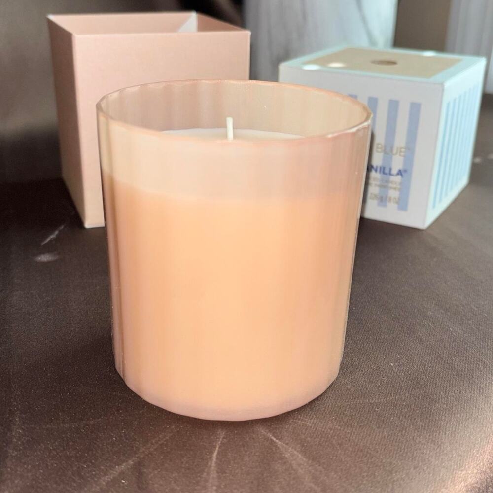 Anthropologie capri blue havana vanilla Candle Size: 8 oz